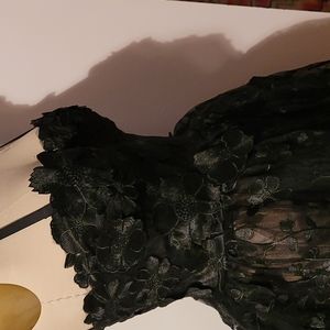 HALLOWEEN DRESS 3D FLOWERS INSIISE IS A CORSET WITH BONES BY MAZZARIANI ATELIER